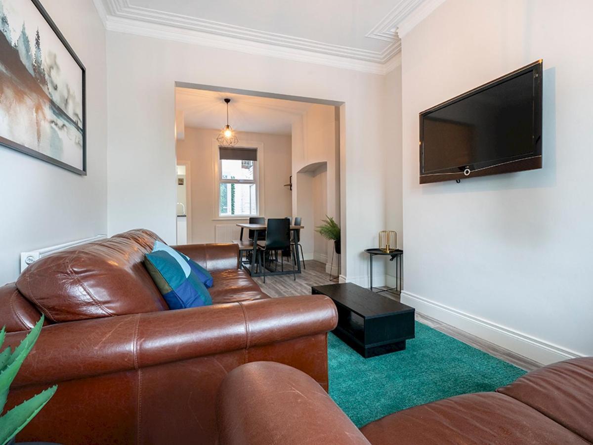 Pass The Keys Beautiful 4Br Restored Red Brick Cafes And Park Belfast Esterno foto