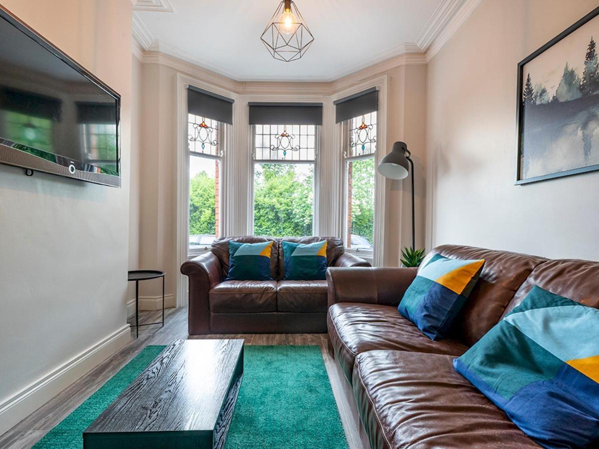 Pass The Keys Beautiful 4Br Restored Red Brick Cafes And Park Belfast Esterno foto